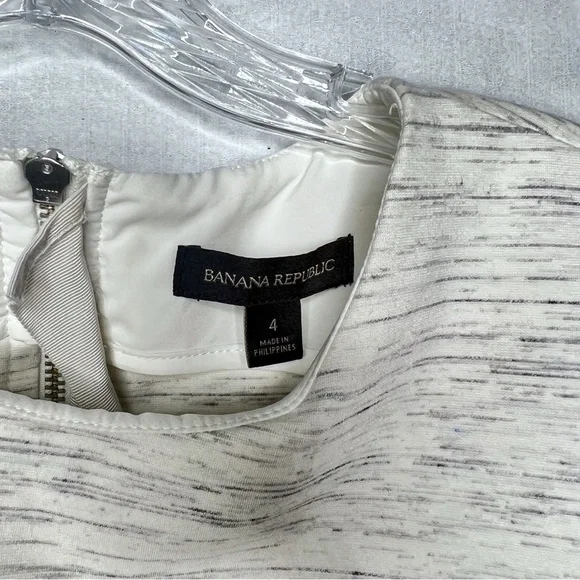 🍉 Banana Republic Zipper Dress - Picture 3 of 5